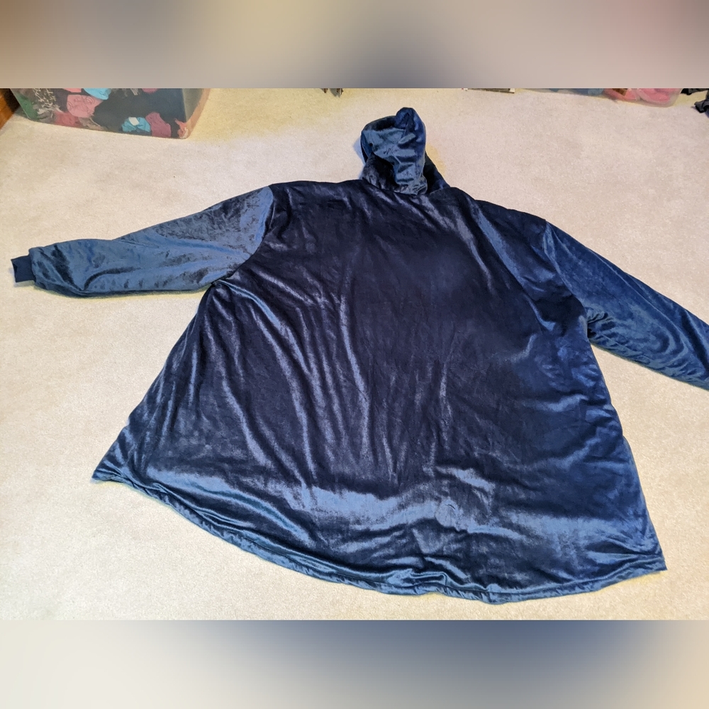 NWOT The comfy original hoodie - Picture 7 of 15